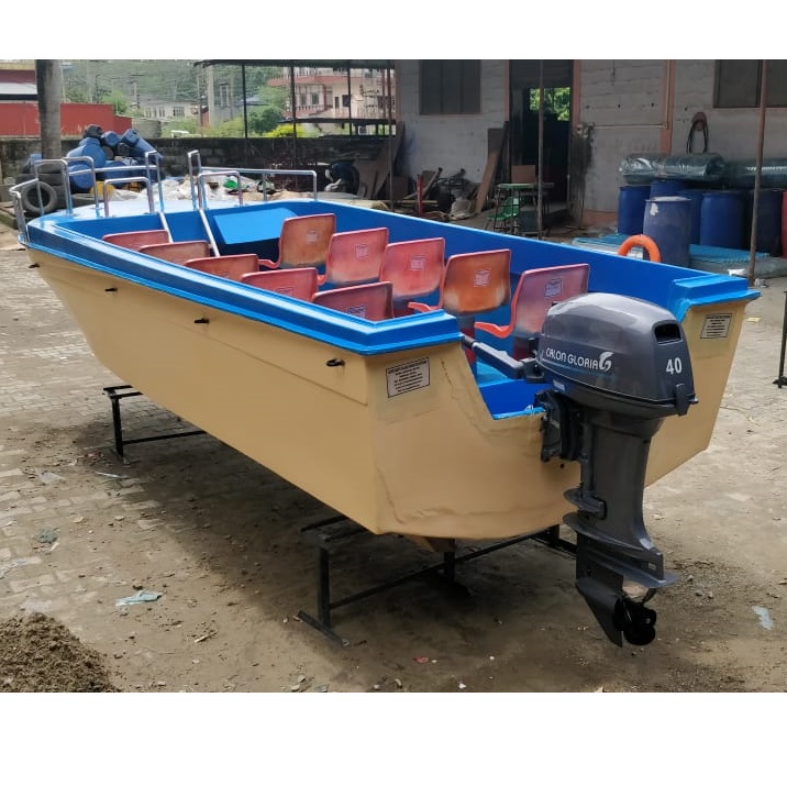 Passenger Boat - 18 ft