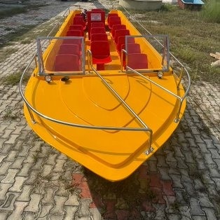 Passenger Boat - 24 ft