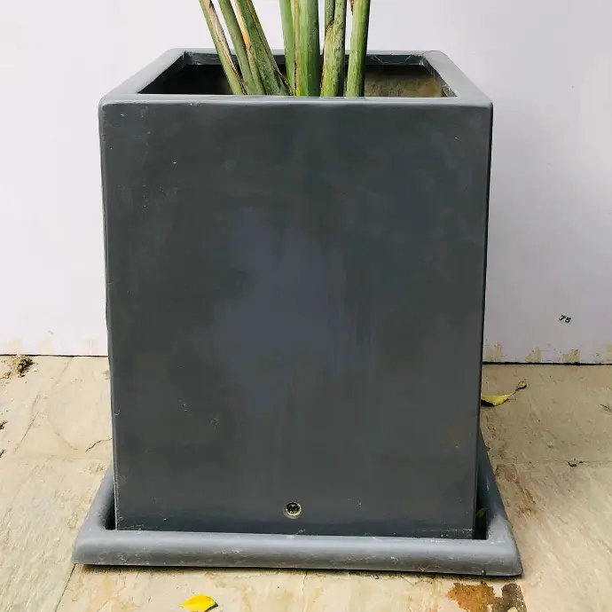 Flowerpot 13"12 x 13"12 x H15"12 + Plate